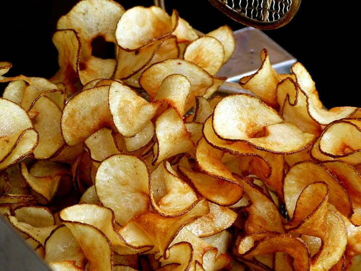 Kettle chips vs regular potato chips